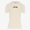 Camiseta Baby Tee JPG en color crudo Camiseta Baby Tee JPG en color crudo