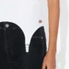 Camiseta sin mangas con liguero en blanco Camiseta sin mangas con liguero en blanco