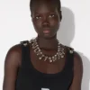 El collar de bolas El collar de bolas