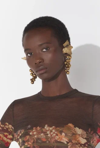 El Ear Cuff de uvas