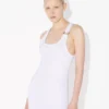 El vestido blanco Piercing