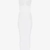 El vestido cónico blanco