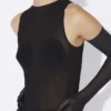 El vestido cónico negro El vestido cónico negro