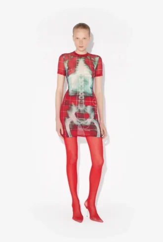 El vestido corto rojo Squeletor El vestido corto rojo Squeletor