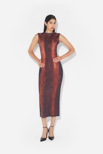 El vestido de algodón con estampado de pitón
