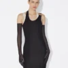 El vestido doble drapeado negro El vestido doble drapeado negro
