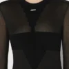 El vestido largo de punto con logotipo El vestido largo de punto con logotipo