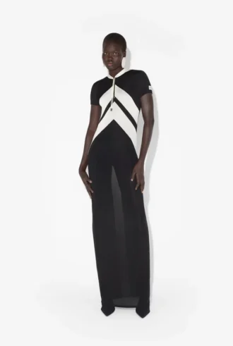 El vestido largo negro con Chevrons El vestido largo negro con Chevrons