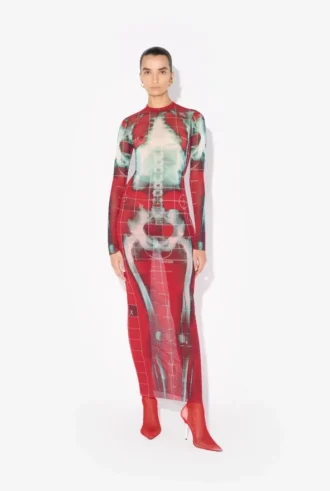El vestido largo rojo Squeletor
