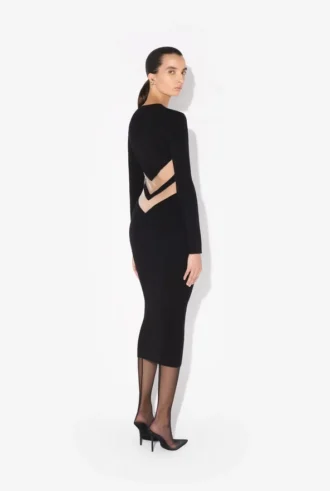 El vestido negro con Chevrons El vestido negro con Chevrons