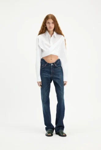La camisa corta con cuello cache-cœur