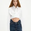 La camisa corta con cuello cache-cœur