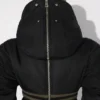 La chaqueta bomber corta acolchada La chaqueta bomber corta acolchada