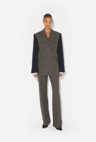 La chaqueta de traje bimaterial