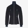 La chaqueta vaquera con aberturas La chaqueta vaquera con aberturas