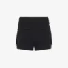 Los pantalones cortos negros con liguero Los pantalones cortos negros con liguero