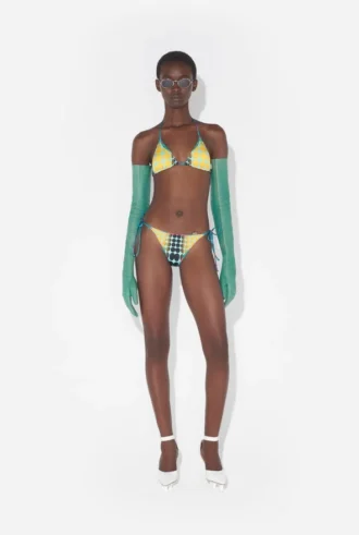 Reedición: el bikini de lunares azules Reedición: el bikini de lunares azules