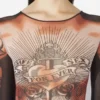 Reedición: la parte de arriba con tatuaje «Safe Sex»