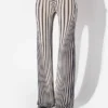 Reedición: pantalones azul marino Body Morph