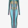Reedición: vestido largo con estampado de lunares azules